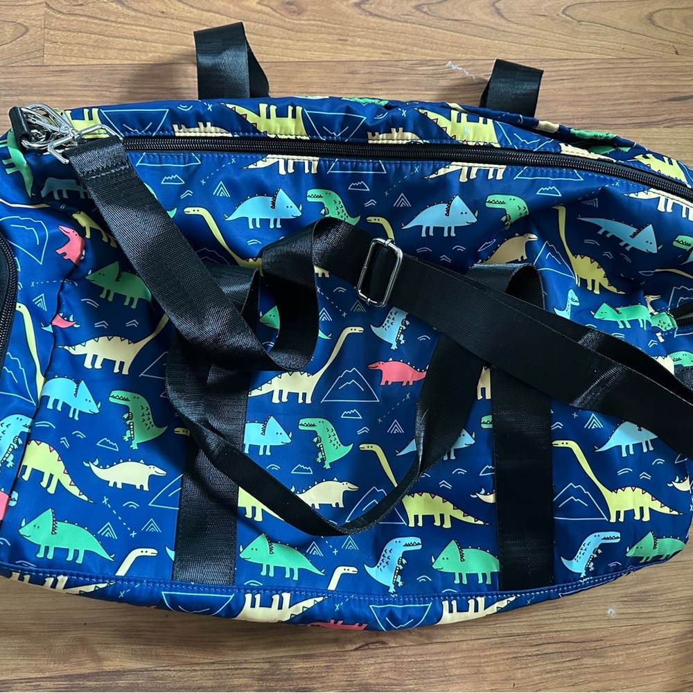 Wildkin kids duffle bag
